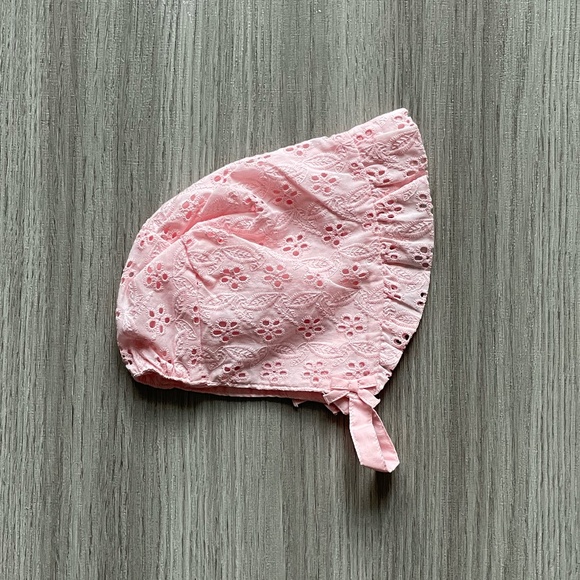 NWT Janie & Jack Striped Bow Bucket Hat & NWOT Eyelet Ruffle Bonnet Pink 12-18M - Picture 8 of 9